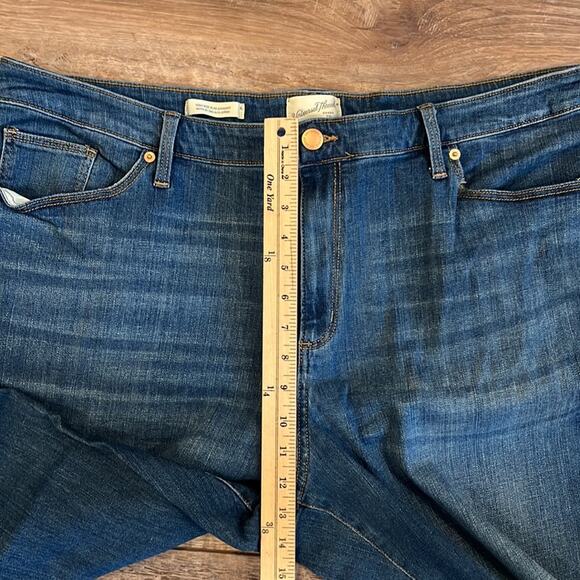 UNIVERSAL THREAD High Rise Slim Straight Jeans Size 22W - Picture 3 of 10